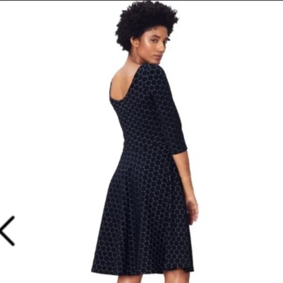 🖤LEOTA🖤WYATT TONAL CIRCLE FIT AND FLARE DRESS🖤 - Picture 2 of 12